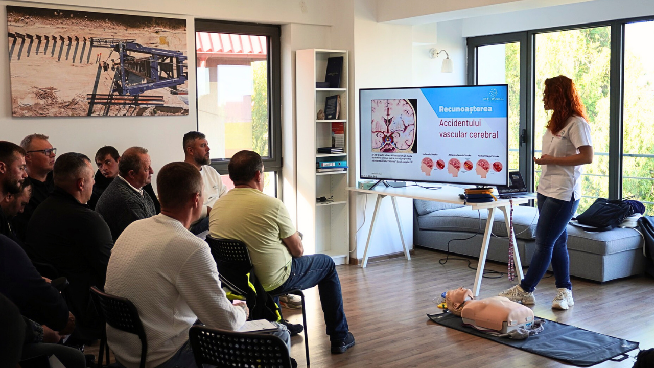 Prim ajutor companii