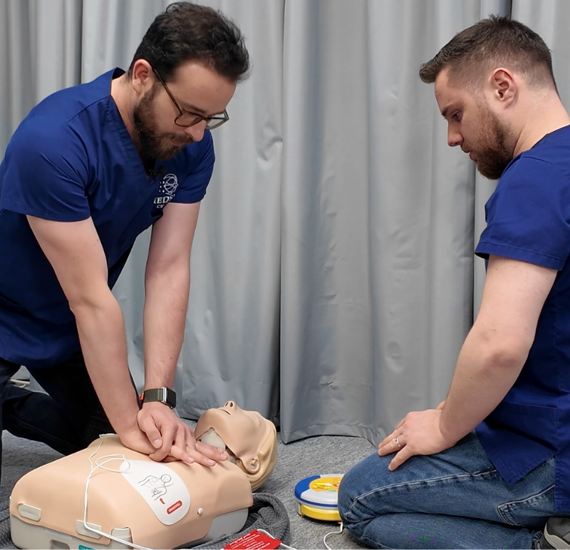 curs prim ajutor companii